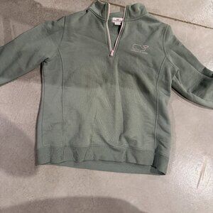 Vineyard vines size large sage zip up pullover- cute size large zip up pullover